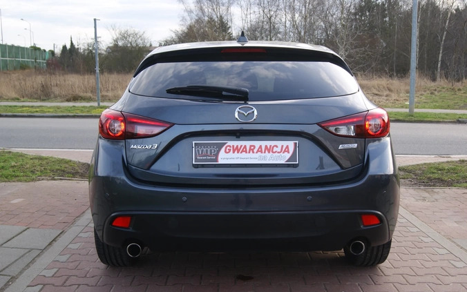 Mazda 3 cena 51900 przebieg: 105000, rok produkcji 2017 z Szczecin małe 781